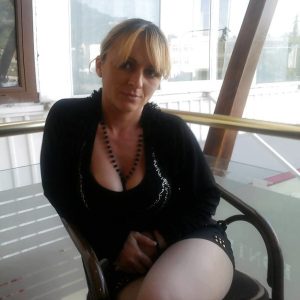 Nadia - rencontre-Milf-Narbonne