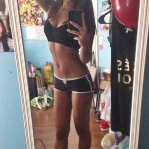 Meriem - rencontre-Soumise-Saint-Brieuc