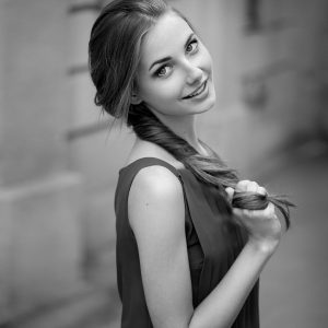 Besoin urgent d’un peu de folie ce soir Emma - rencontre-Teen-Boulogne-Billancourt