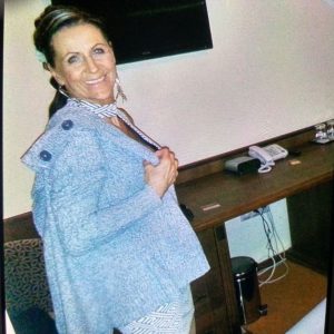 Elise - rencontre-Cougar-Nantes